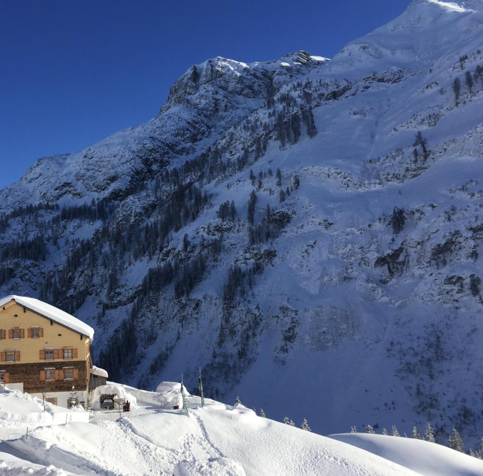 Aelpler Stuba Appartements Am Laerchenhof Warth  Dış mekan fotoğraf